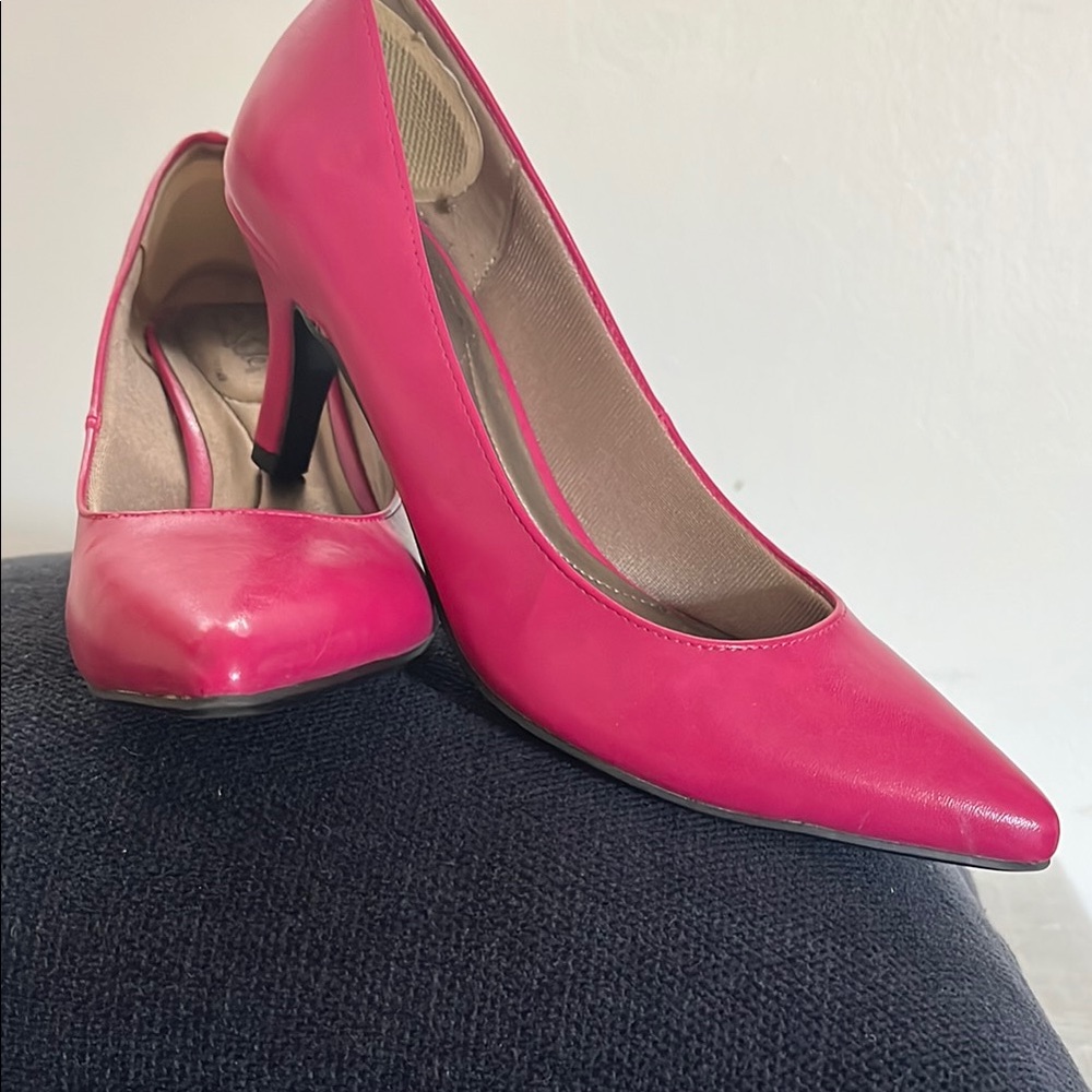 Life Stride Pink Heels Classic Pointed-Toe Pumps